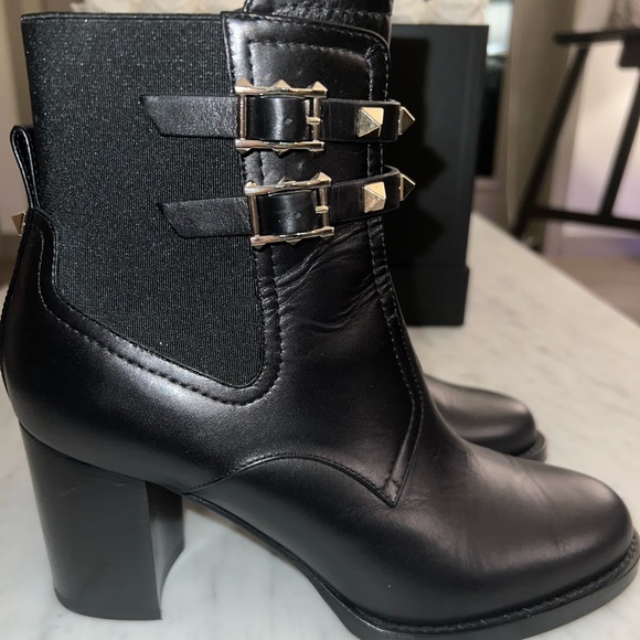 Valentino Ankle Boots - Picture 1 of 6